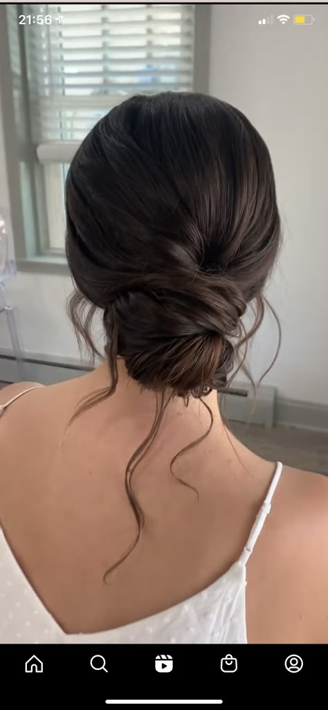 Hairstyles For Backless Dress, Backless Dress Hairstyles, Grad Hairstyles, Prom Hair Up, Saree Hairstyles, Simple Prom Hair, Guest Hair, Bridesmaid Hair Makeup, Ginger Hair Color