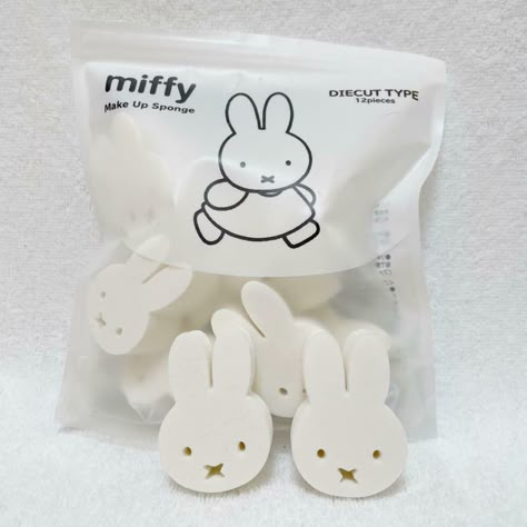 Miffy Stuff, Miffy Bunny, Bunny Makeup, Makeup Sponges, Aesthetic Room Ideas, White Bunny, Cute Bedroom Decor, Pretty Packaging, Dutch Artists