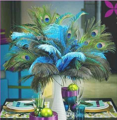 Peacock Party Decorations, Peacock Room Decor, Peacock Feather Decor, Peacock Living Room, Peacock Party, Peacock Wedding Theme, Peacock Christmas, Feather Centerpieces, Peacock Theme