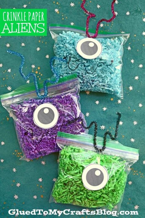 Alien Activities Preschool, Alien Activities For Kids, Alien Crafts For Kids, Alien Activities, Summer Craft Ideas For Kids, Alien Craft, Bus Crafts, Space Lessons, Easy Craft For Kids