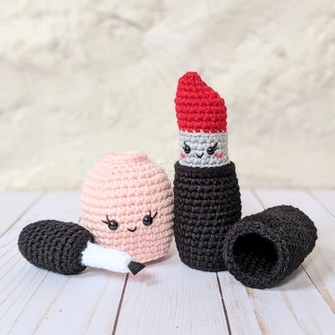 Crochet Lipstick and Nail Polish Patterns, Amigurumi Makeup Plushes from Tugs and Stitches Crochet Nail Polish Bottle, Crochet Star Wars Keychain, Crochet Tools Pattern, Crochet Lipstick, Sell Crochet, Monday Makeup, Crochet Sets, Easy Crochet Animals, Crochet Mermaid