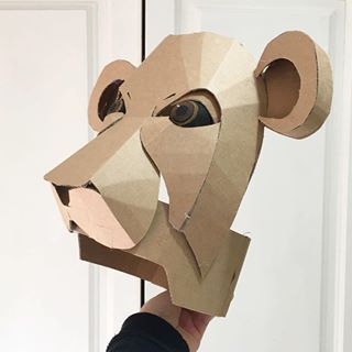 Lion Headdress, Lion Costume Diy, Mask Paper Mache, Cardboard Masks, School Theatre, Lion King Costume, Mask Sculpture, Lion King Musical, Cardboard Creations