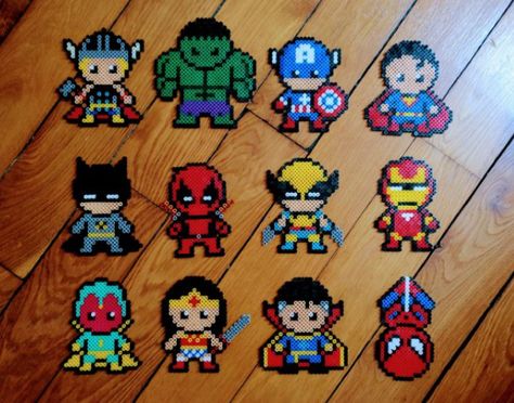 Marvel Beads Pattern, Dc Perler Beads, Deadpool Perler Beads, Perler Beads Marvel, Marvel Perler Bead Patterns, Marvel Perler Beads, Marvel Cross Stitch, Modele Pixel Art, Arte Nerd