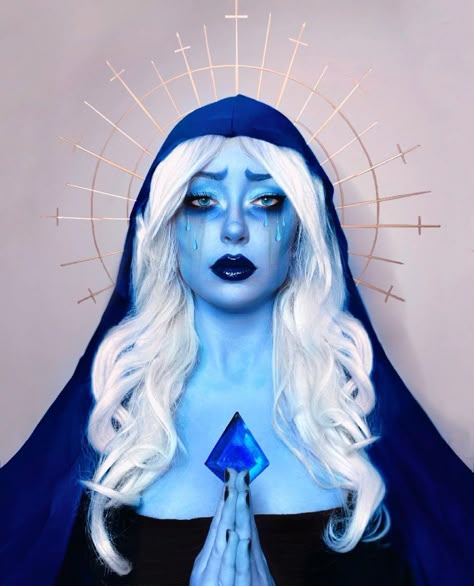 Blue Hair Cosplay Ideas, Blue Diamond Steven Universe Cosplay, White Diamond Cosplay, Blue Cosplay Makeup, Blue Dress Costume Ideas, Steven Universe Makeup, Opal Cosplay, Blue Diamond Cosplay, Steven Universe Halloween Costumes