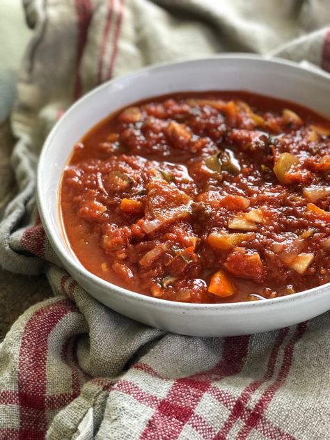 Veggie-Loaded Homemade Marinara Sauce (Large Batch for Freezing) - Whole-Fed Homestead Recipes Supper, Homemade Marinara Sauce, Marinara Recipe, Marinara Sauce Homemade, Summer Tomato, Homemade Marinara, Fresh Recipes, Winter Dinner, Savory Sauce