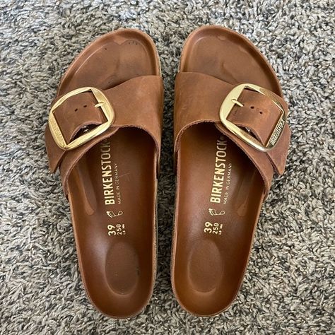 Birkenstock Madrid Big Buckle Oiled Leather in Cognac - size EU 39 / US 8/8.5 Madrid Big Buckle, Birkenstock Madrid Big Buckle, Birkenstock Madrid, Birkenstock Shoes, Cognac, Birkenstock, Madrid, Buckle, Brand New