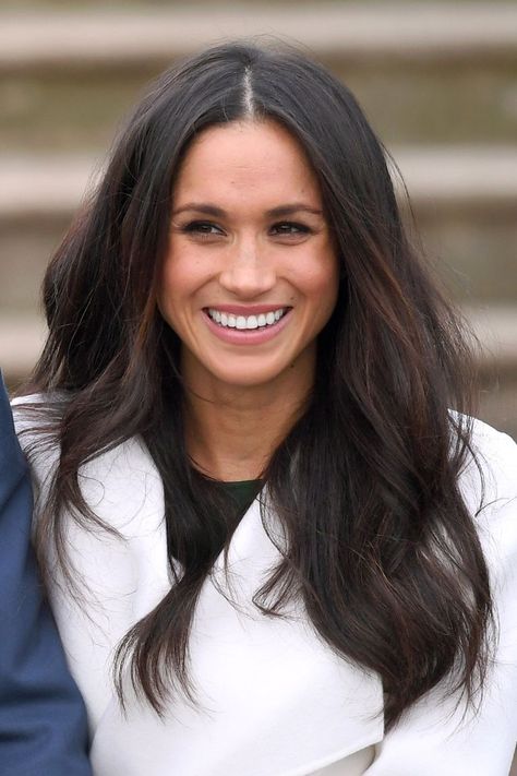 Meghan Markle Natural Hair, Meghan Markle Hair, Royal Hairstyles, Estilo Meghan Markle, Hair Evolution, Boring Hair, Haircut Inspiration, Salma Hayek, Hair Envy