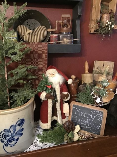 Christmas Chronicles, Gingerbread Kitchen, Christmas Vignette, Primitive Country Christmas, Christmas Booth, Primitive Christmas Decorating, Primitive Christmas Decor, Christmas Vignettes, Cozy Christmas Decor