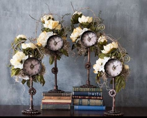 Victorian Steampunk Wedding Decor, Clock Centerpieces, Steampunk Centerpiece, Steampunk Party Decorations, Steampunk Wedding Decorations, Masquerade Quince, Steampunk Wedding Themes, Steampunk Birthday, Flower Wedding Decor