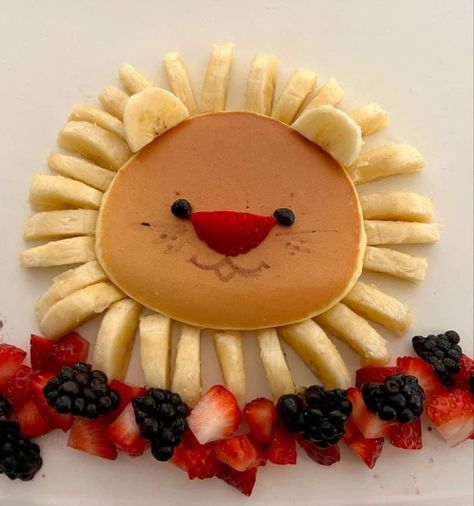 Lions Den, Toddler Breakfast, Decorações Com Comidas, Food Art For Kids, Birthday Breakfast, Cute Snacks, Easy Food Art, Toddler Snacks, Kids Food