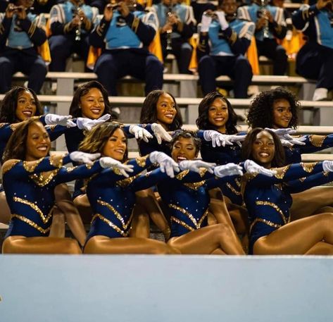 Hbcu Majorette Uniforms, Southern University Dancing Dolls, Kayla Pittman, Fabulous Dancing Dolls, Majorette Aesthetic, Dance Majorette, 2025 Mindset, Majorette Dance Uniforms, Majorette Dance