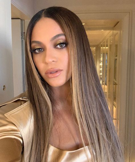 Beyonce Hair Color, Beyonce Blonde, Beyonce Hair, Beyonce Style, Hair Collection, Brunette Hair, Hair Goals, Hair Looks, Beyonce