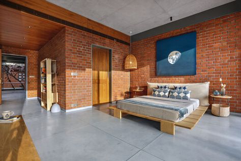 Gallery of Nirmal Farm / Dipen Gada and Associates - 25 Exposed Brick Elevation, Brick Elevation, Dipen Gada, Concrete Room, Metal Columns, Outdoor Dining Room, Outdoor Dining Spaces, Weekend House, House Layout