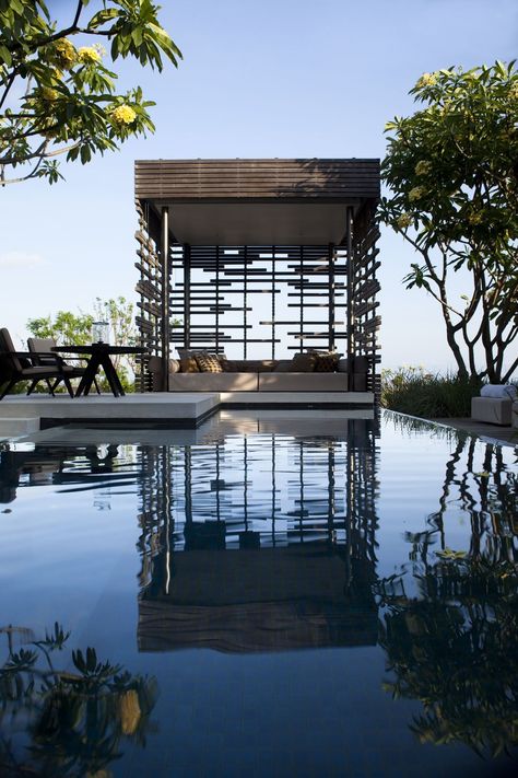 Alila Villas Uluwatu, Solar Shading, Moderne Pools, Pool Covers, Honeymoon Hotels, Modern Pools, Modern Landscape, Design Exterior, Facade Design