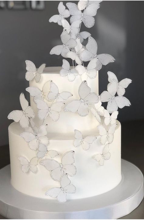 Butterfly Wedding Cake, Butterfly Wedding Decorations, Flower Cake Design, Butterfly Birthday Cakes, Butterfly Cupcakes, Butterfly Cake, Buttercream Cakes, Fairy Cakes, Butterfly Cakes