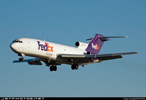 Photo of N481FE - Boeing 727-227(Adv)(F) - FedEx Airlines Branding, Boeing 707, Boeing 727, Boeing Aircraft, Boeing 747 200, Deck Photos, Airport City, Aircraft Pictures, Boeing 747