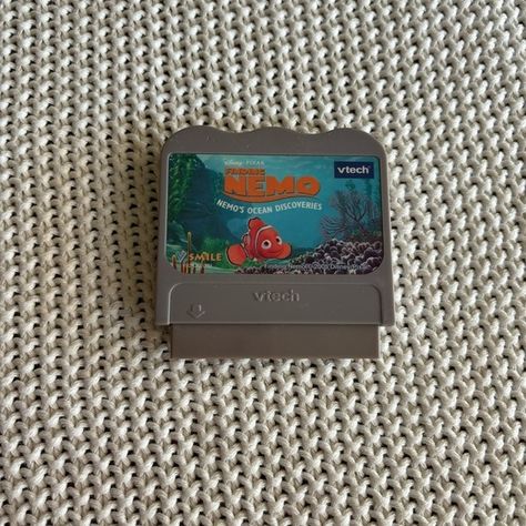 VTech - VSmile Game Cartridge - Finding Nemo - Nemo's Ocean Discoveries Vtech Vsmile, Game Cartridge, Finding Nemo, Plus Fashion, I Love, Outfit Inspo, Jeans Shoes, Accessories Vintage, Handbags