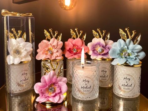 Quinceñera Ideas, Custom Wedding Candles, Wedding Candle Favors, Candle Shower Favors, Personalised Wedding Candles, Baby Shower Candle Favors, Candle Favor, Bulk Wedding Favors, Baby Shower Candles