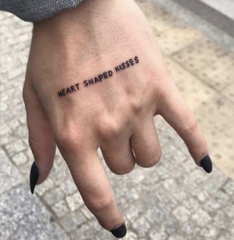 Best Tattoo Words, Word Tattoos On Hand, Hand Tattoo Images, Tattoo Words, Small Wave Tattoo, Small Finger Tattoos, Small Tattoos With Meaning, Text Tattoo, Hand Tattoos For Women