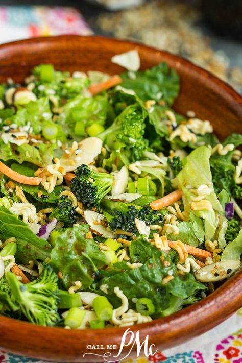 Oriental Salad with Sweet & Sour Dressing is crunchy, flavorful, easy to make, and full of nutrients! #recipes #callmepmc #salad #redwine Raman Salad, Chinese Salad Recipes, Sweet And Sour Dressing, Broccoli Ramen, Asian Ramen Salad, Chinese Salad, Asian Salad Dressing, Green Salad Dressing, Lettuce Salad Recipes