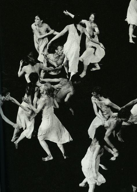 SMBHmag | Tumblr Anti Fashion Aesthetic, Avant Garde Film, Pina Bausch, Anti Fashion, Living In London, Experimental Photography, Figure Reference, Art Study, Body Composition