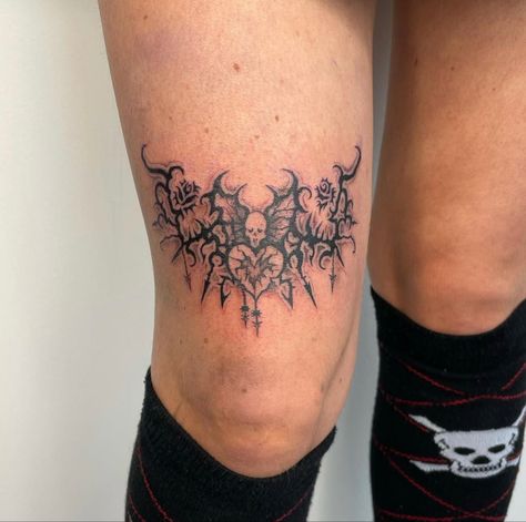 Ankle Tattoo Grunge, Alt Arm Tattoos, Grunge Tattoos Dark, Grudge Tattoos, Alternative Tattoos Grunge, Grunge Tattoo, Anklet Tattoos, Red Ink Tattoos, Cute Tattoos For Women