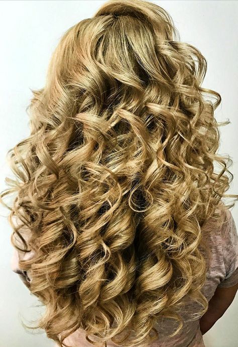 Blonde Ringlets, Spiral Perm Long Hair, Ringlet Curls, Spiral Perm, Curly Hair Braids, Polished Hair, Curls For Long Hair, Blonde Curls, Super Long Hair