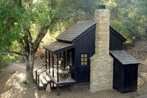 Black Cabin, Black Houses, Tiny House Blog, Stone Chimney, A Small House, Tiny Cabins, Little Cabin, Tiny Cabin, Small Cabin