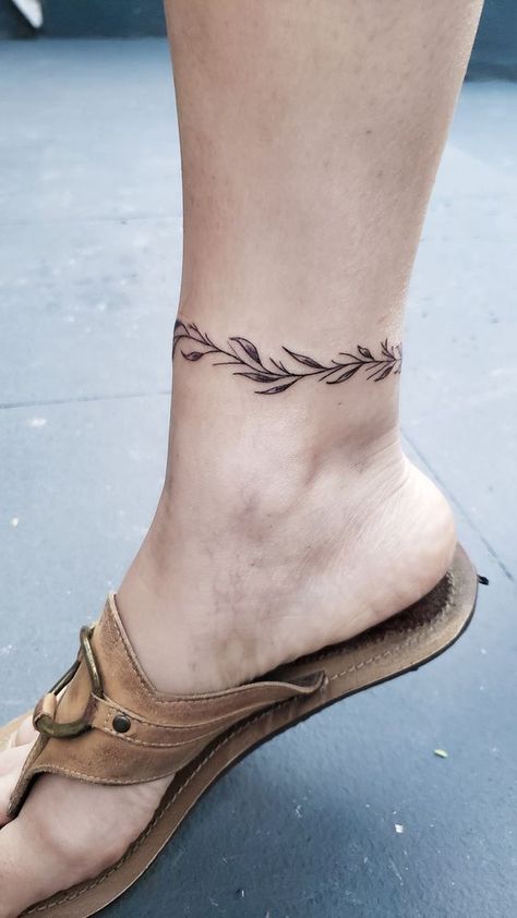 Ankle Tattoos For Women Anklet, Wrap Around Ankle Tattoos, Anklet Tattoos For Women, Ankle Band Tattoo, Ankle Tattoo Men, Leg Band Tattoos, Cute Ankle Tattoos, Ankle Bracelet Tattoo, Ankle Tattoo Designs