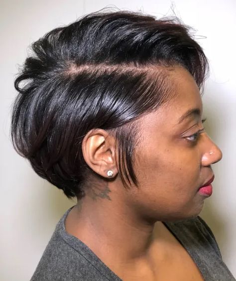 Short Hair Styles African American, Short Black Hair, American Hairstyles, Pelo Afro, Penteado Cabelo Curto, African American Hairstyles, Relaxed Hair, Short Natural Hair Styles, Hairstyles For Round Faces