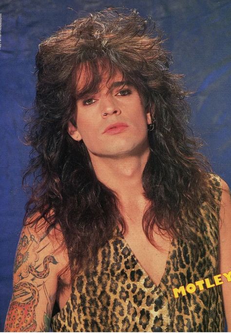 80s Rock Hairstyles, Glam Rock Hairstyles, 80s Hairstyles Men, Metal Hairstyles, Glam Rock Hair, 80s Rock Hair, Glam Rock Makeup, Tommy Lee Motley Crue, 80s Glam Rock