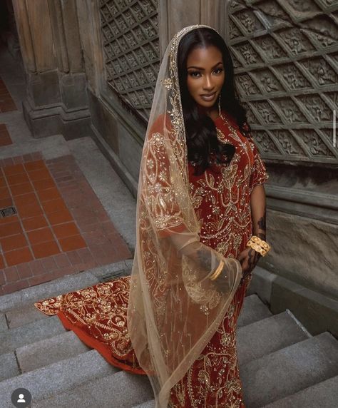 Somali Wedding Dress, Somali Dress, Somali Clothes, Somali Culture, Somali Wedding, Muslim Wedding Dress, African Traditional Wedding, Intimate Ceremony, Stylish Wedding Dresses