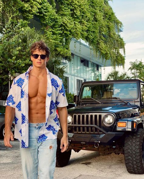 Pietro Boselli, Jeep Lover, Instagram Baby, September 7, Car Guys, Jeep, Photo And Video, Instagram Photos, Instagram Photo