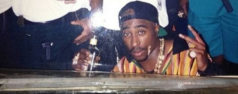 Twitter Header Hip Hop, 2pac Images, Tupac Photos, 2pac Videos, Wallpaper Horizontal, Tupac Makaveli, Tupac Wallpaper, Tupac Pictures, Photoshop Pics