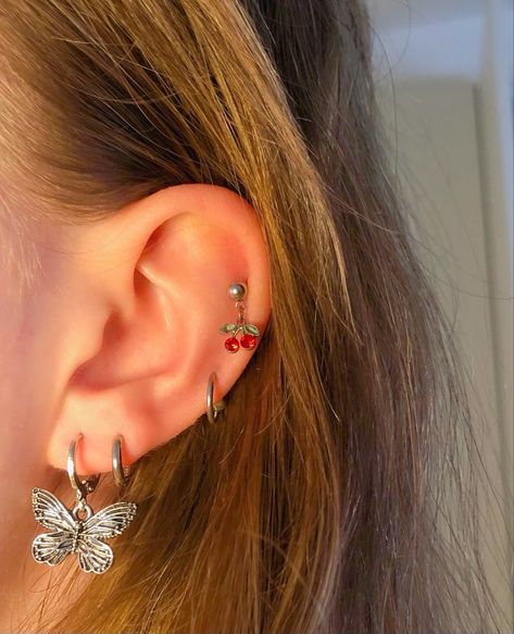 Lana Del Rey Piercings, Lana Del Rey Earrings, Coquette Piercings, Cherry Piercing, Lana Del Rey Tattoos, Lana Del Rey Coquette, Earring Inspo, Cherry Earrings, Fit Ideas