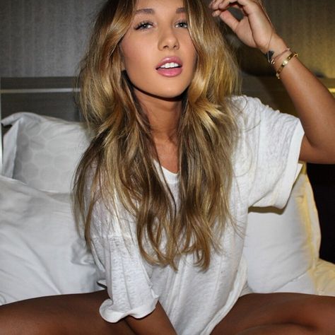 The beautiful & talented Niykee Heaton  niykeeheaton's photo on Instagram Niykee Heaton, Real Eyes, Let Your Hair Down, Hair Envy, Grunge Hair, Woman Crush, Hair Dos, Down Hairstyles, Perfect Hair