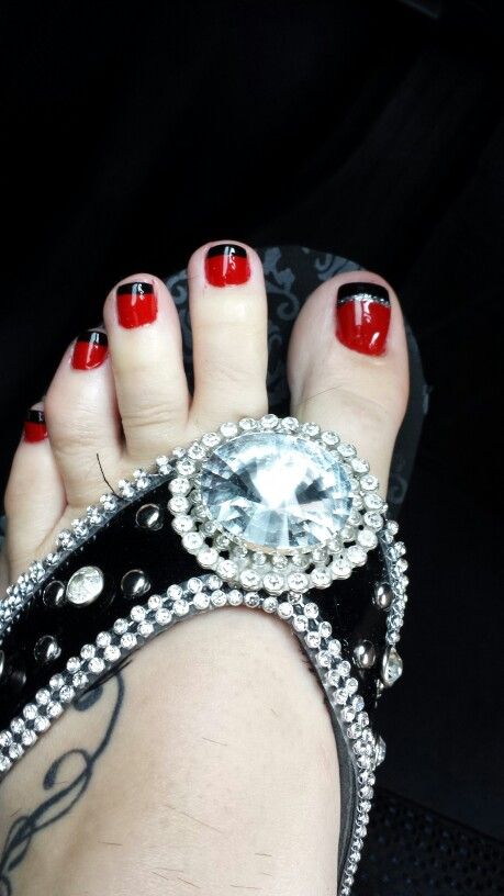 Red & Black Toenail Inspiration!  If you have a toenail fungus problem, come to Beautiful Toenails in Southfield, MI!  Call (248) 945-1000 TODAY to set up an appointment with us or visit our website www.toenailfungu.pro to find out more information! Red And Black Pedicure Ideas, Black And Red Pedicure, Dark Red Toes Pedicure, Red And Black Toe Nails, Black And Red Toenails, Elegant Red Ruby Toe Ring, Purple And Black Toenails, Cute Pedicure Designs, Toenail Problems