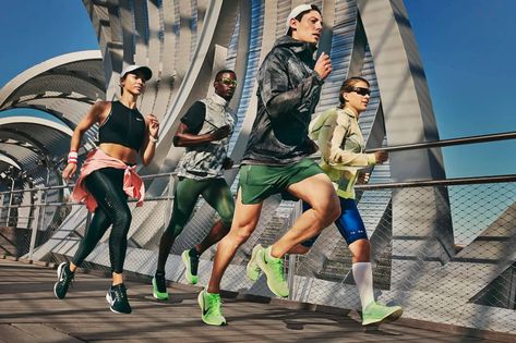 Nike Photoshoot, Sports Photoshoot, Running Photography, Running Routine, Trainers Shoes, Running Hats, Nike Trainers, Kids Running, Running Clothes