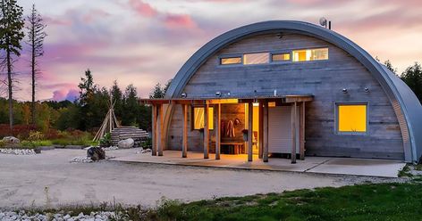 Breathtaking Quonset house is unlike any other Ontario home for sale right now Quonset House, Ensuite Design, Quonset Hut Homes, Quonset Hut, Steel Railing, Toronto Life, Narrow Hallway, White Pine, New Home Construction