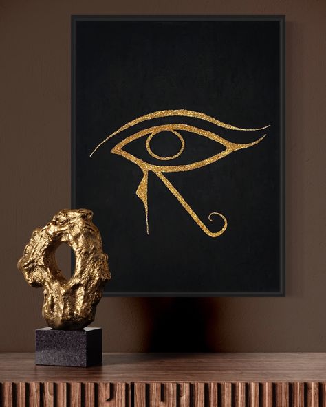 Symbolic textured art with gold detail, Eye of Horus Art With Gold, Ancient Egypt Art, Egypt Art, Eye Painting, Eye Of Horus, Textured Art, Ancient Egypt, Texture Art, Gold Details