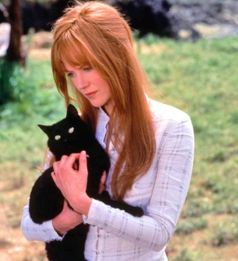 Gillian Owens Hair, Practical Magic Hair, Gillian Owens, Sarah Bahbah, Practical Magic Movie, International Cat Day, Yennefer Of Vengerberg, Magic Hair, Redhead Girl