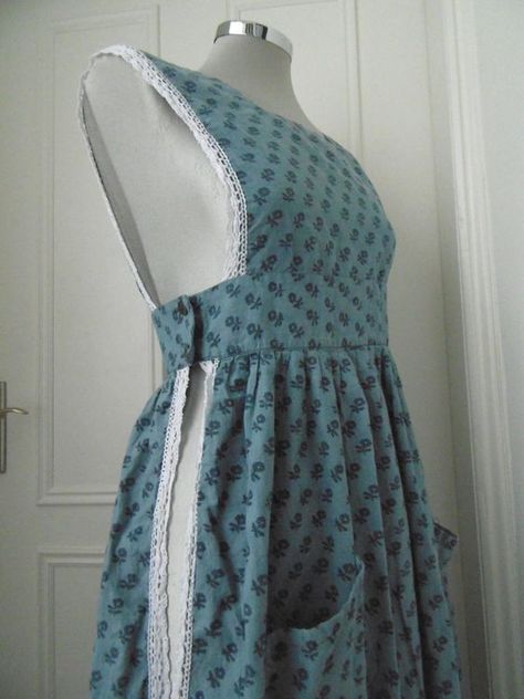 true vintage 1970s Laura Ashley Made in Wales peasant pinafore blue floral S | eBay: Vintage Dresses For Sale, Dress And Accessories, Laura Ashley Vintage, Apron Sewing Pattern, Sewing Aprons, Cute Aprons, Aprons Patterns, Aprons Vintage, Womens Vintage Dresses