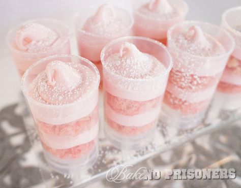 Semi-homemade Strawberry Push Pops | These semi-homemade push pops combine the sweet crunch of strawberry Rice Krispie Treats with the creamy flavor of strawberry shortcake icing. | From: bakenoprisoners.com Strawberry Cake Push Pops, Push Up Pops Ideas, Push Pops Recipes, Push Pop Desserts, Strawberry Rice Krispie Treats, Push Cake, Fancy Treats, Cake Push Pops, Push Up Pops