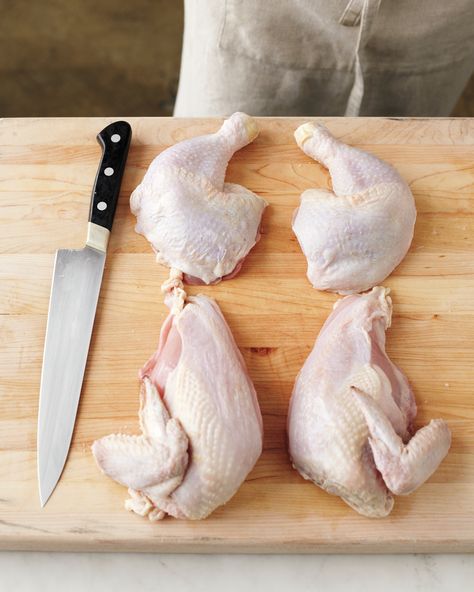 Quartering a Chicken How-To Sous Vide Turkey, Ayam Goreng Mentega, Chicken Quarters, Raw Pet Food, Herb Sauce, Raw Diet, Turkey Recipe, Stuffed Whole Chicken, Food O