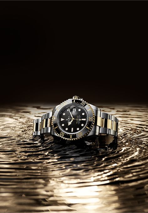 At home in the sea, the new Sea-Dweller.  #Rolex #SeaDweller #101031 Rolex Dark Aesthetic, Men Watch Photography, Rolex Photography, Rolex Presidential, Watch Photography, Rolex Sea Dweller, Smells Good, Fancy Watches, Rolex Watches For Men