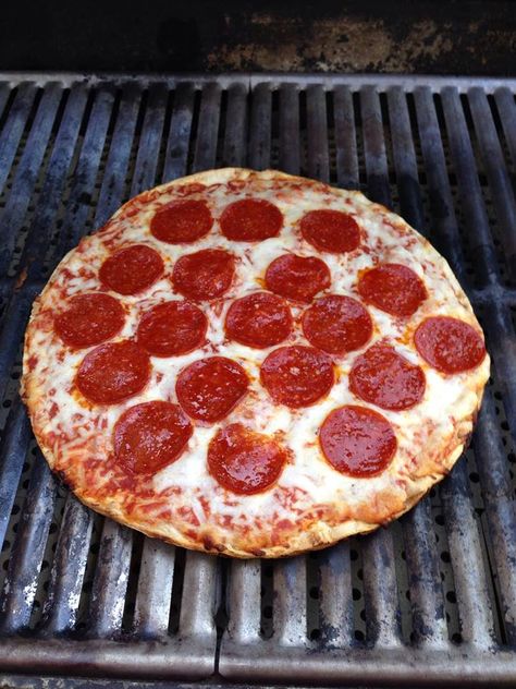 Grilling Frozen Pizza – A Summer Alternative To Baking http://www.stockpilingmoms.com/2013/06/grilling-frozen-pizza-a-summer-alternative-to-baking/ Popular Crockpot Recipes, Frozen Pizza On The Grill, Conversions Chart, Baking Summer, Grilled Pizza Recipes, Recipes Grilling, Baking Pizza, Bbq Pizza, Grilled Pizza