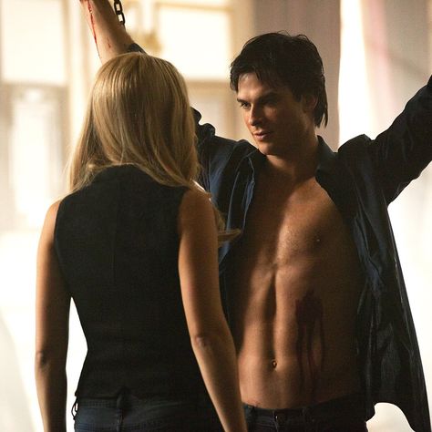 Damon Salvatore Abs Pic, Ian Somerhalder Daughter, Ian Somerhalder Tvd, Ian And Paul, Tvd Damon, Ian Somerhalder Vampire, Vampire Pictures, Ian Somerhalder Vampire Diaries, Ross And Rachel