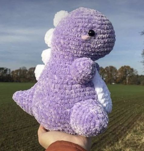 Learn Crochet, Crochet Beginner, Easy Crochet Animals, Crochet Dinosaur, Crochet Cow, Crochet Animals Free Patterns, Crochet Business, Kawaii Crochet, Beginner Crochet Projects