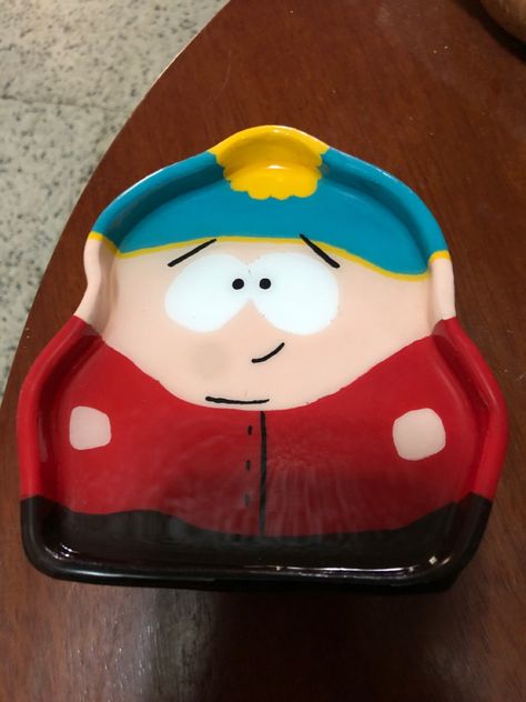 Spongebob Clay Tray, South Park Clay Art, Clay Ash Tray Ideas, Clay Ash Tray Diy, Funny Ashtray, Diy Clay Ashtray, Diy Ashtray, Sculpture Art Clay, Eric Cartman