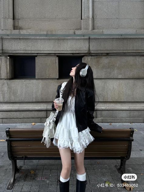 Ballerina Look Outfits, Edgy Coquette Outfits, Japanese Clothing Style, Outfit Pictures, Music On Spotify, Trip Outfits, Streetstyle Fashion, J Fashion, Really Cute Outfits